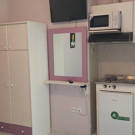 Seaside Apartment *