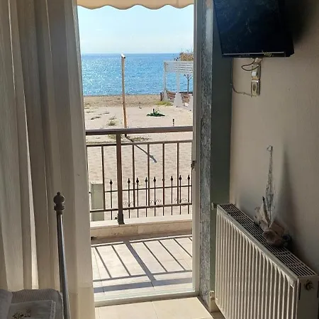 Seaside * Paralia Dionysiou