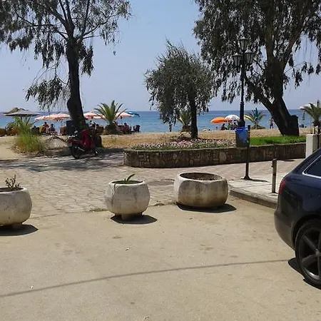 Lägenhet Seaside Paralia Dionysiou